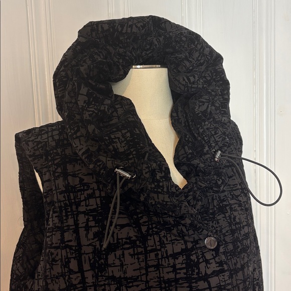 🖤 CALVIN KLEIN Performance Textured Puffer Vest – Black – Size L - Picture 4 of 10